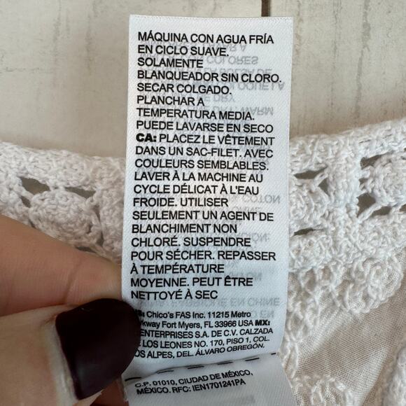 Chico's White Cutwork Top Scoop Neck Short Sleeve Knit Blouse Size 2 14/16 - Picture 8 of 14